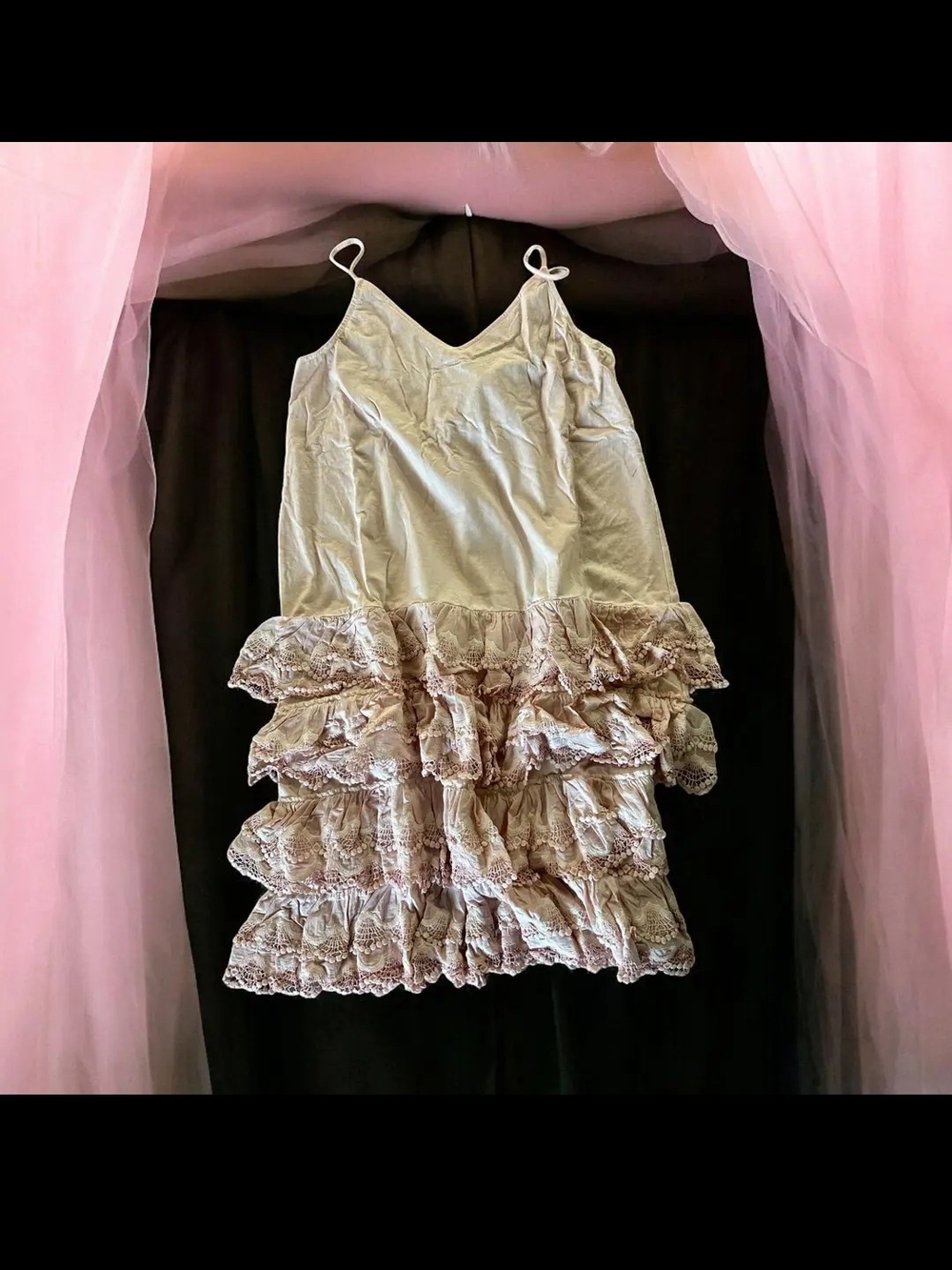 A RARE BIRD Boho Pink Ruffled Lace Midi Dress - Picture 2 of 2